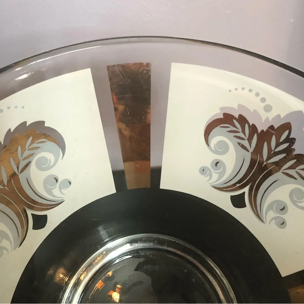 Vintage 1970s MCM large glass white clear & gold pattern CHIPS OR SALAD BOWL